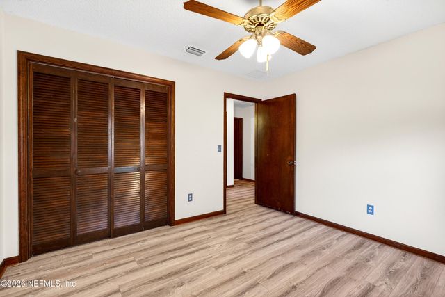 1666 VILLAGE Way, Orange Park, FL 32073