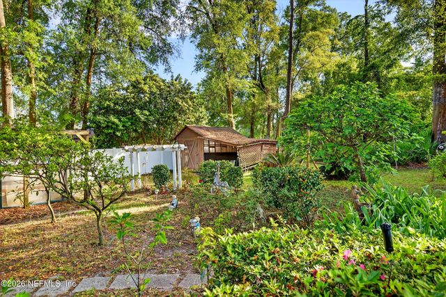 1666 VILLAGE Way, Orange Park, FL 32073