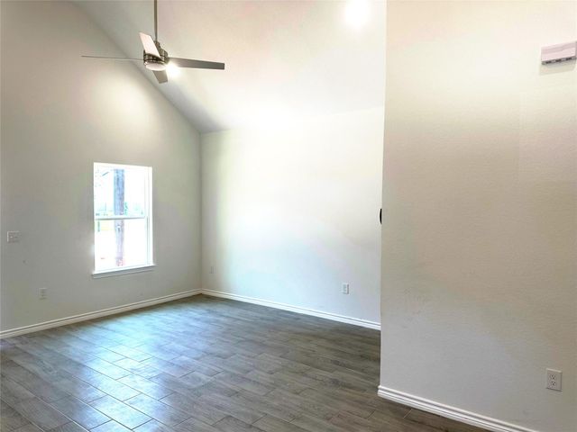 16602 E Forrestal, Montgomery, TX 77316