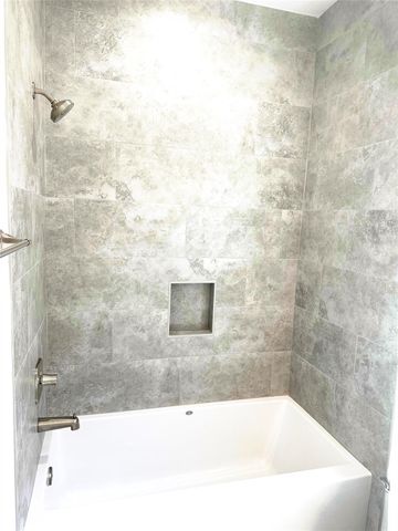 16602 E Forrestal, Montgomery, TX 77316