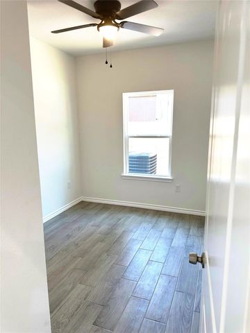 16602 E Forrestal, Montgomery, TX 77316