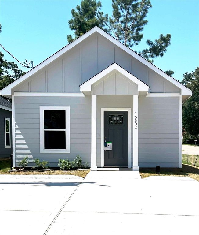 16602 E Forrestal, Montgomery, TX 77316