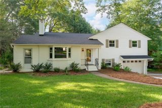 949 N Stratford Road, Winston-salem, NC 27104