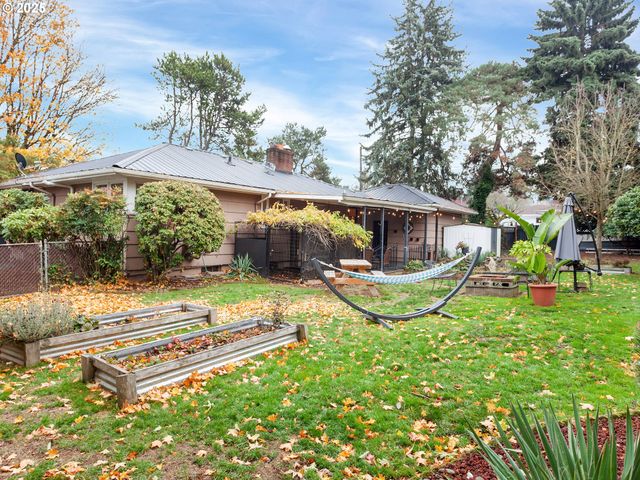 1915 Ne 148TH Ave, Portland, OR 97230