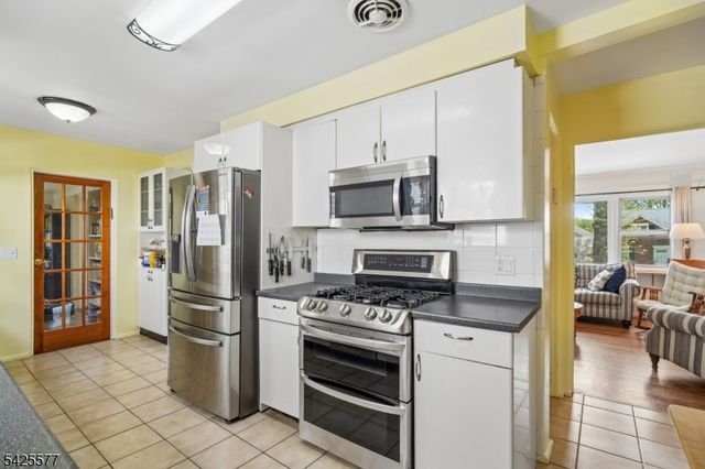 5 Swayze St, West Orange Twp., NJ 07052