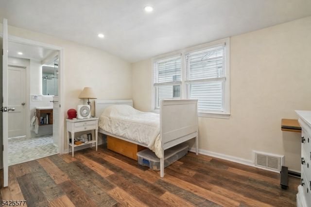 5 Swayze St, West Orange Twp., NJ 07052