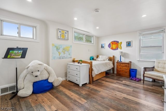 5 Swayze St, West Orange Twp., NJ 07052