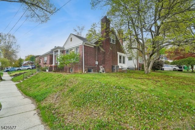 5 Swayze St, West Orange Twp., NJ 07052