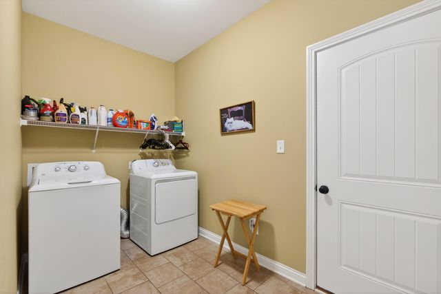 129 Patmore Lane, Nicholasville, KY 40356