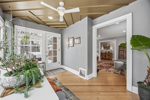 8 Bella Vista, Iowa City, IA 52245