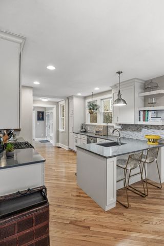 8 Bella Vista, Iowa City, IA 52245