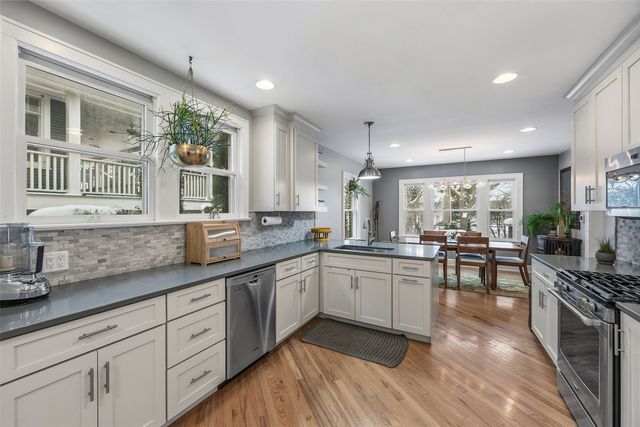 8 Bella Vista, Iowa City, IA 52245