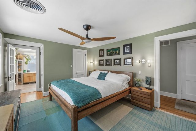 8 Bella Vista, Iowa City, IA 52245