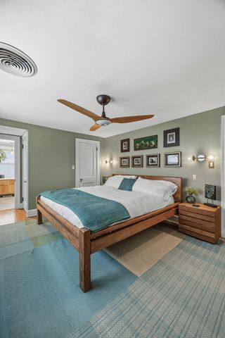 8 Bella Vista, Iowa City, IA 52245