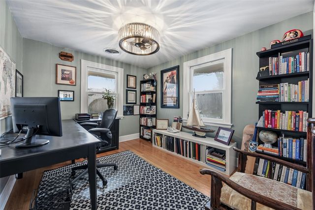 8 Bella Vista, Iowa City, IA 52245