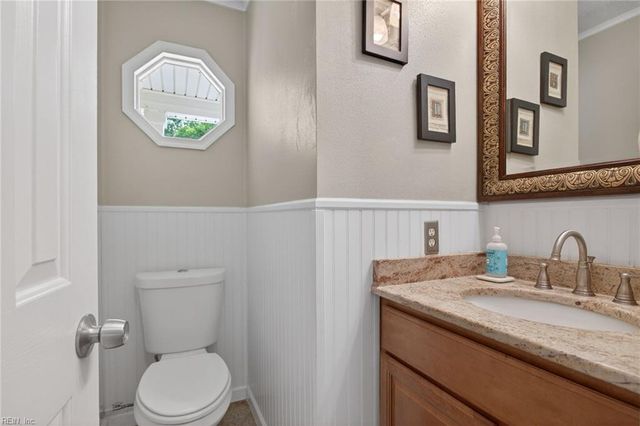100 Hatcher CT, Yorktown, VA 23693