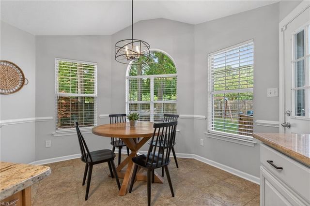 100 Hatcher CT, Yorktown, VA 23693