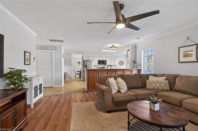 100 Hatcher CT, Yorktown, VA 23693