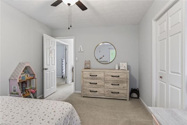 100 Hatcher CT, Yorktown, VA 23693