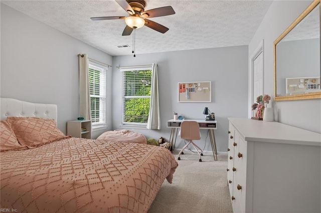 100 Hatcher CT, Yorktown, VA 23693