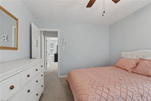 100 Hatcher CT, Yorktown, VA 23693