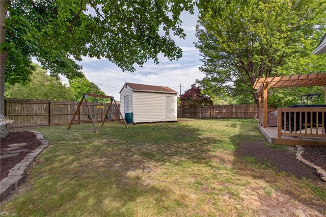 100 Hatcher CT, Yorktown, VA 23693