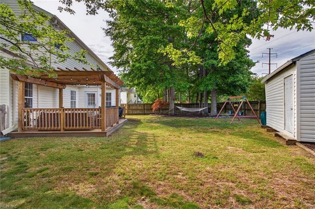 100 Hatcher CT, Yorktown, VA 23693