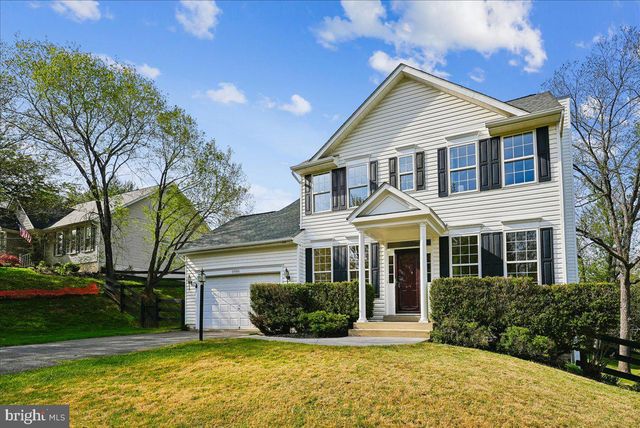 35580 SASSAFRAS DR, Round Hill, VA 20141
