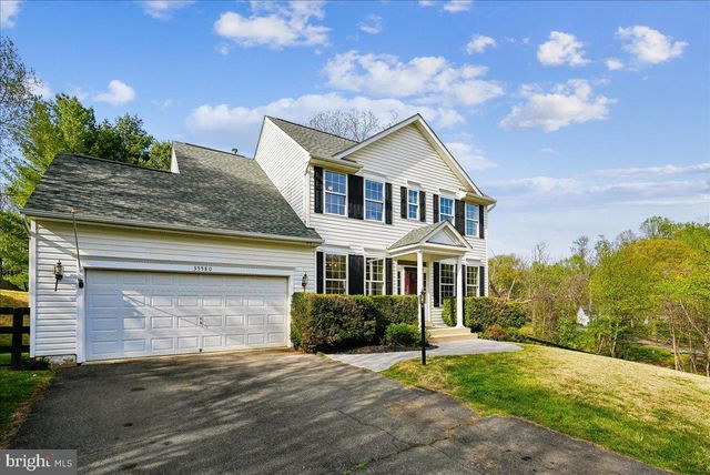 35580 SASSAFRAS DR, Round Hill, VA 20141