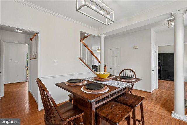 35580 SASSAFRAS DR, Round Hill, VA 20141
