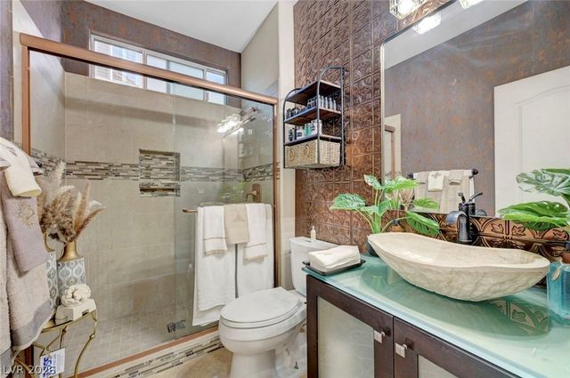 1033 Ocean Shell Street, Henderson, NV 89052