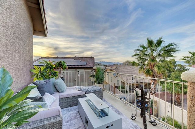 1033 Ocean Shell Street, Henderson, NV 89052