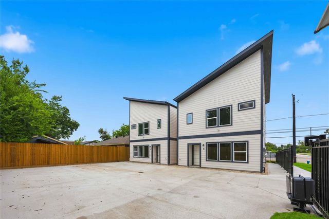 7611 Lawn Street D, Houston, TX 77088