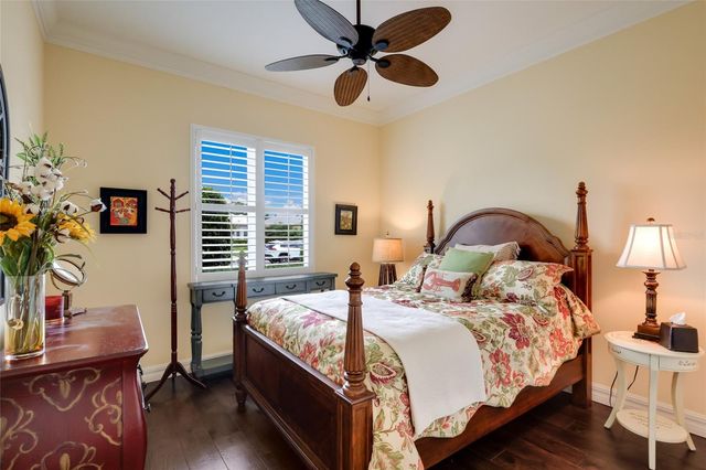 5011 TOBERMORY WAY, Bradenton, FL 34211
