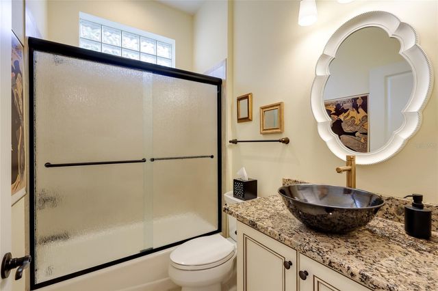 5011 TOBERMORY WAY, Bradenton, FL 34211