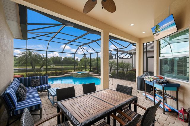 5011 TOBERMORY WAY, Bradenton, FL 34211