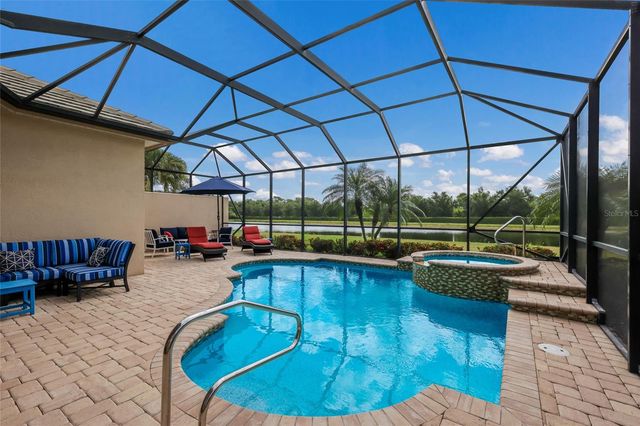5011 TOBERMORY WAY, Bradenton, FL 34211