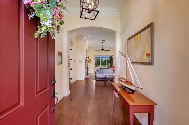 5011 TOBERMORY WAY, Bradenton, FL 34211