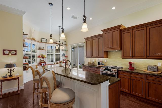 5011 TOBERMORY WAY, Bradenton, FL 34211