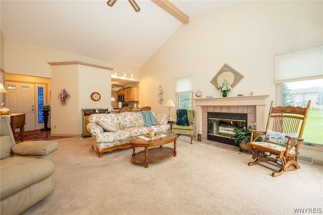17 Niagara Shore Drive 17, Tonawanda, NY 14150