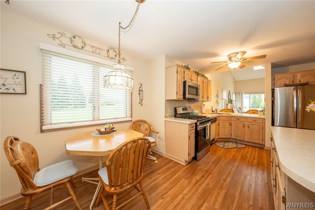 17 Niagara Shore Drive 17, Tonawanda, NY 14150