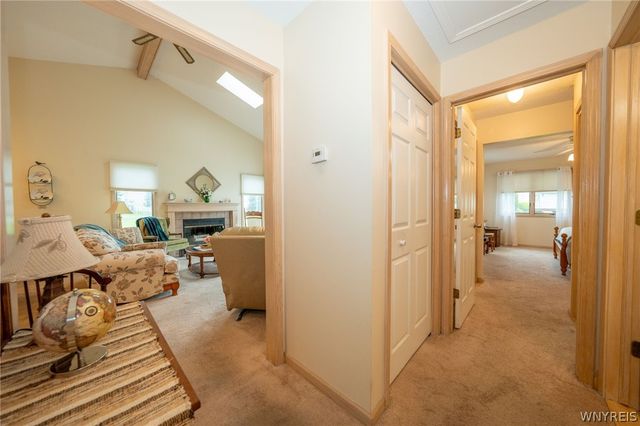 17 Niagara Shore Drive 17, Tonawanda, NY 14150
