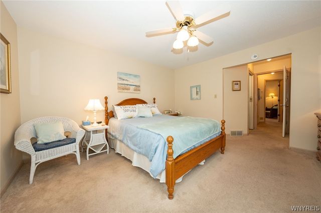 17 Niagara Shore Drive 17, Tonawanda, NY 14150