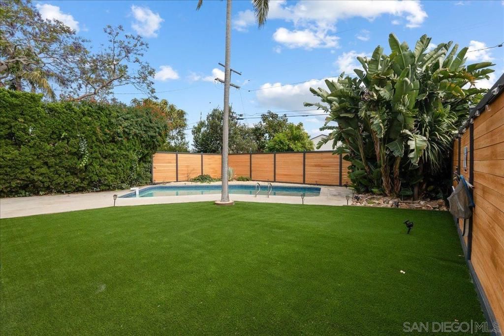 Image 23 of property listing at 1409 Wilbur Ave., San Diego, CA 92109