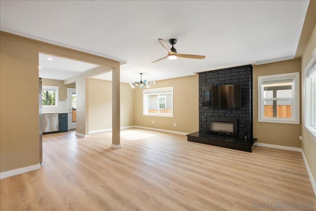 Image 27 of property listing at 1409 Wilbur Ave., San Diego, CA 92109