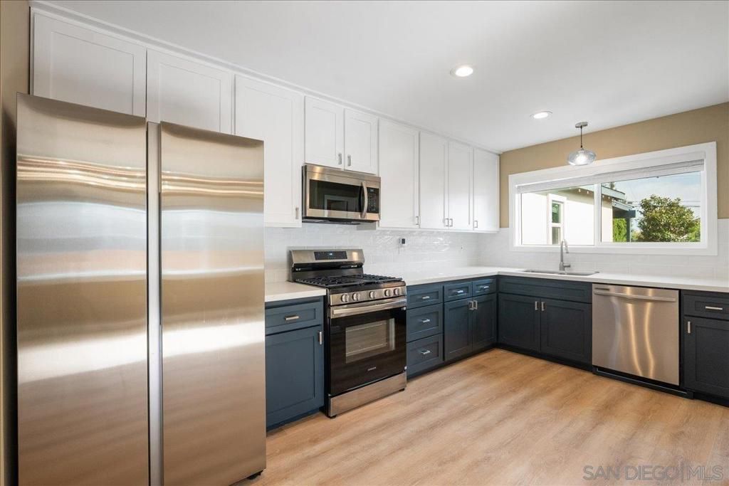 Image 33 of property listing at 1409 Wilbur Ave., San Diego, CA 92109