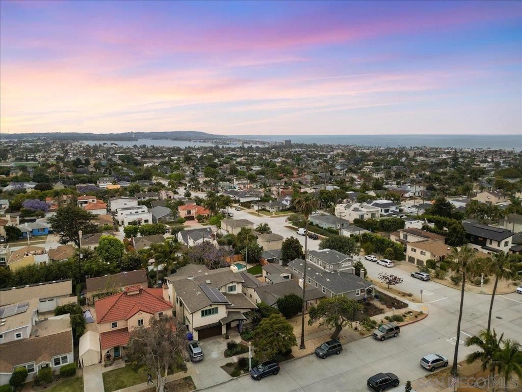 Image 7 of property listing at 1409 Wilbur Ave., San Diego, CA 92109