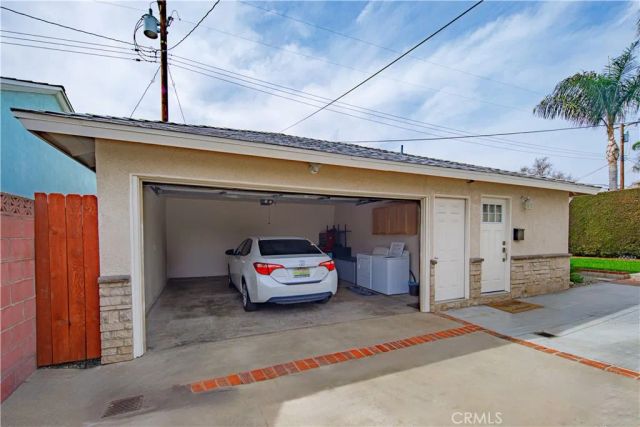 549 N La Sena, West Covina, CA 91790