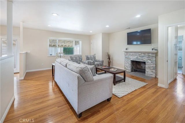 549 N La Sena, West Covina, CA 91790