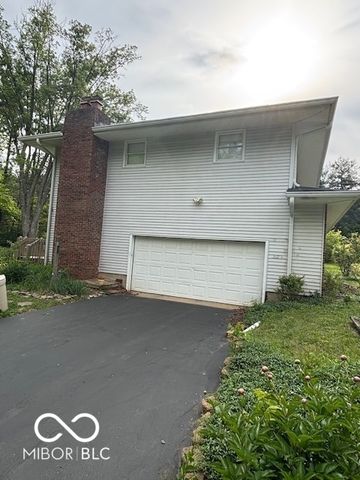 4520 E Heritage Woods Road, Bloomington, IN 47401
